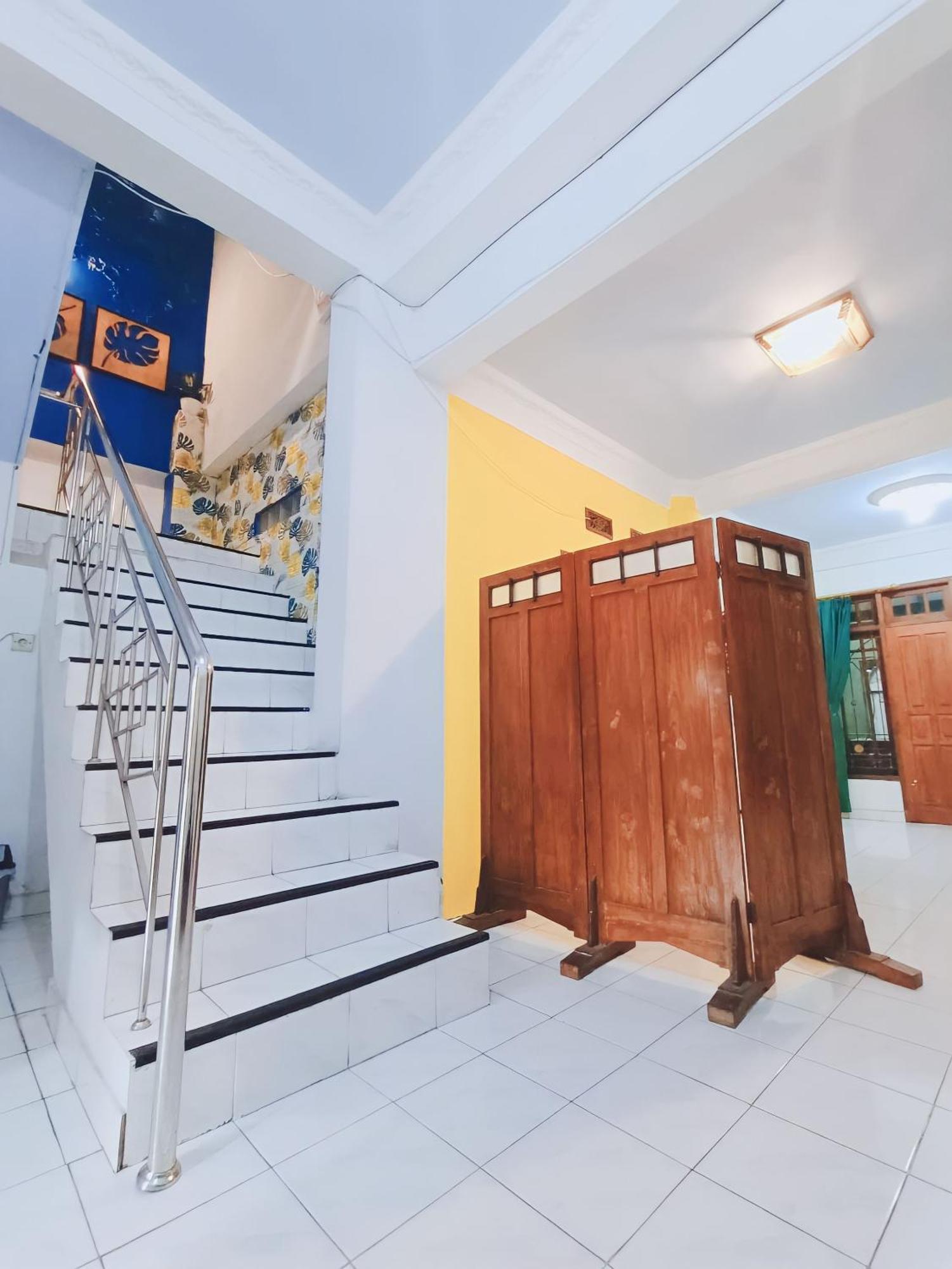 Glory Homestay Jogyakarta Zewnętrze zdjęcie