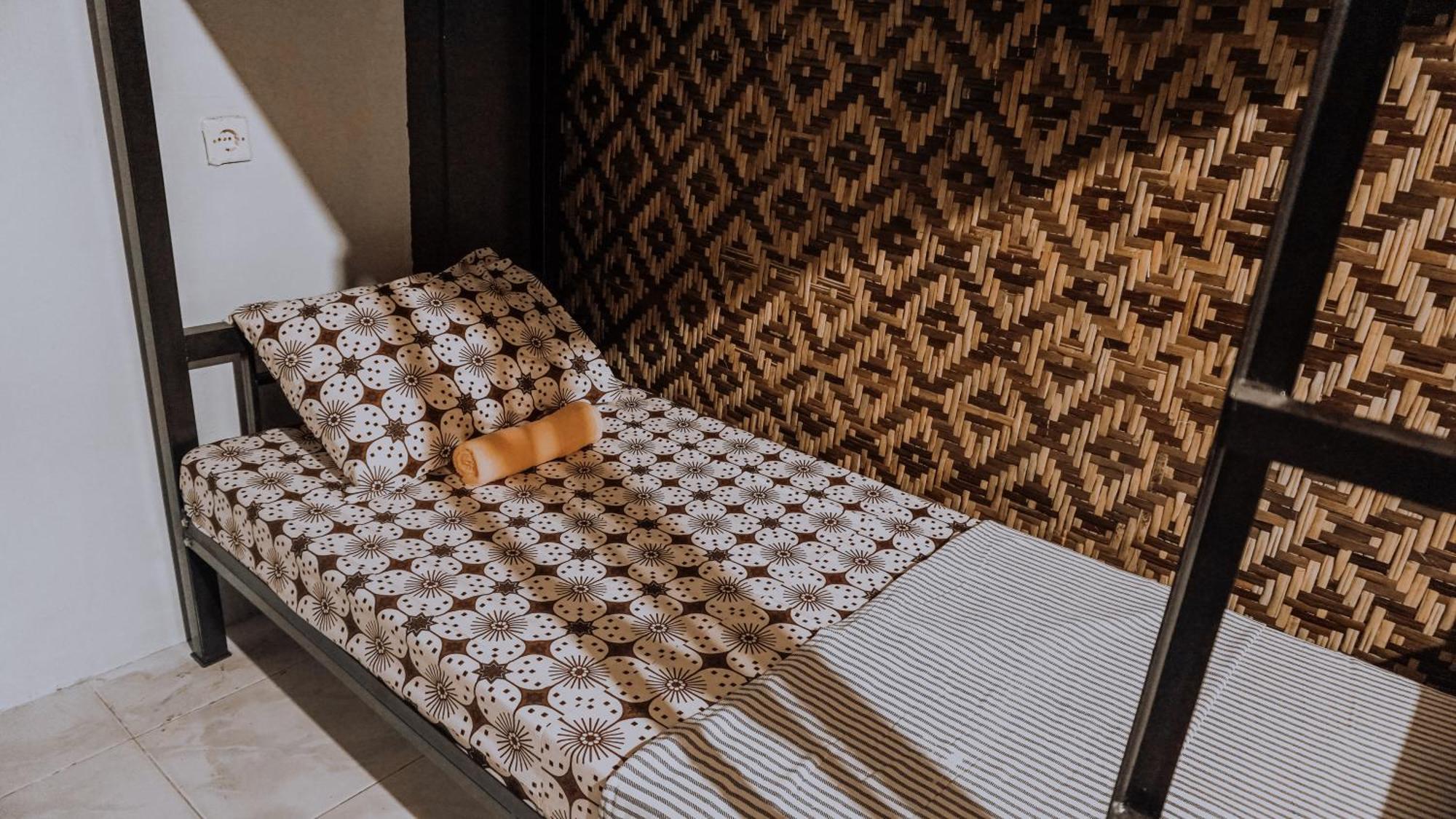 Glory Homestay Jogyakarta Zewnętrze zdjęcie